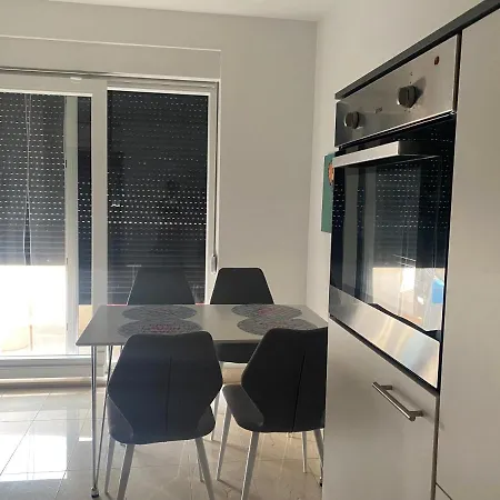 Luxury Ani 100m To With Pool & Parking