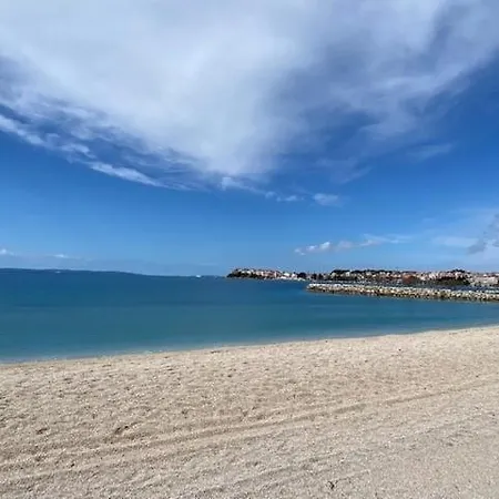 Luxury Ani 100m To With Pool & Parking Апартаменты *